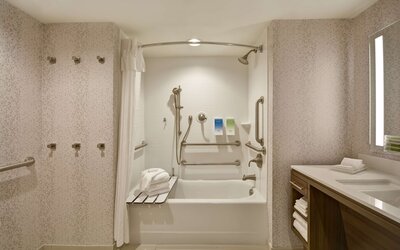 Home2 Suites by Hilton Kansas City KU Medical Center
