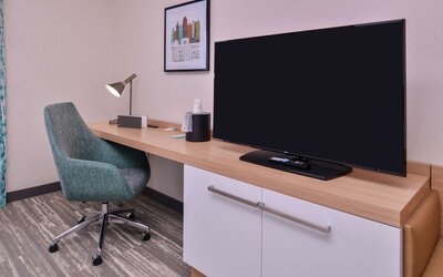 Hilton Garden Inn Kansas City Airport