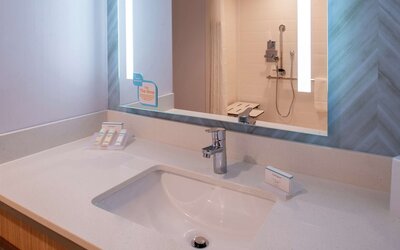 Hilton Garden Inn Kansas City Airport