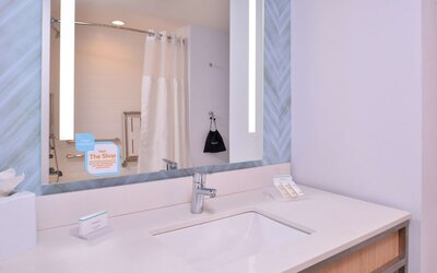 Hilton Garden Inn Kansas City Airport