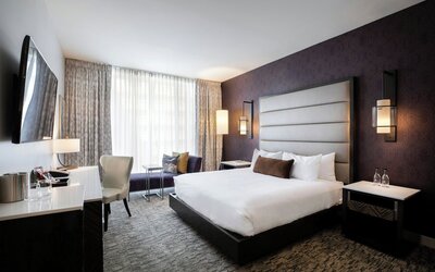Ambassador Hotel Kansas City, Autograph Collection