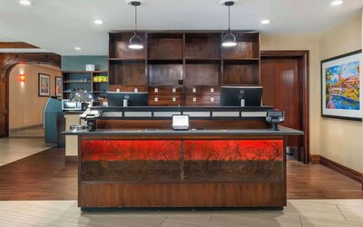 Best Western Plus Kansas City Sports Complex Hotel