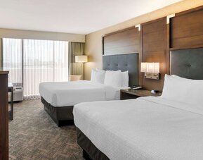 Best Western Plus Kansas City Sports Complex Hotel