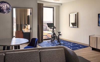 Cascade Hotel, Kansas City, a Tribute Portfolio Hotel