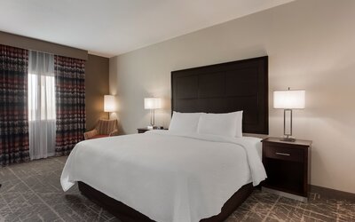 Orangewood Inn & Suites Kansas City Airport
