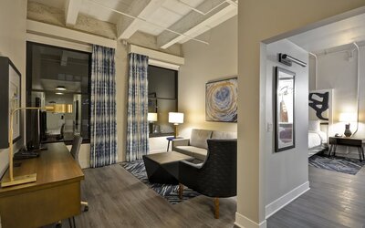 Hotel Indigo Kansas City - The Crossroads by IHG