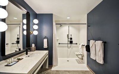 Hotel Indigo Kansas City - The Crossroads by IHG