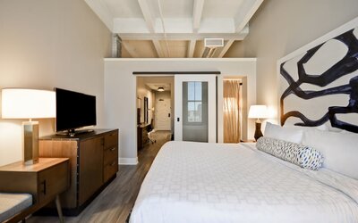 Hotel Indigo Kansas City - The Crossroads by IHG