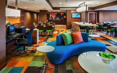 Lounge and coworking space at Fairfield Inn East Rutherford Meadowlands.
