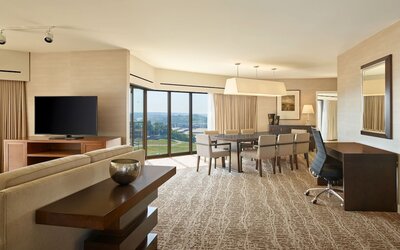 The Westin Kansas City at Crown Center