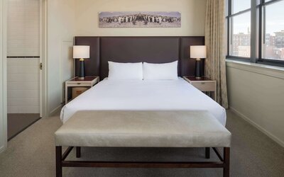 Hotel Savoy Kansas City, Tapestry Collection by Hilton