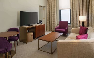 Hotel Savoy Kansas City, Tapestry Collection by Hilton