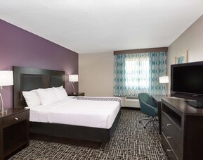 La Quinta Inn & Suites by Wyndham Blue Springs