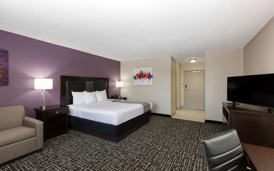 La Quinta Inn & Suites by Wyndham Blue Springs