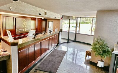 Hotel Lotus Kansas City Merriam