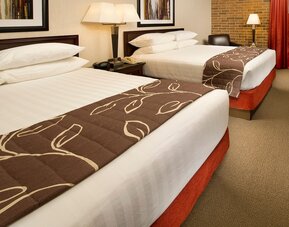 Hotel Lotus Kansas City Merriam