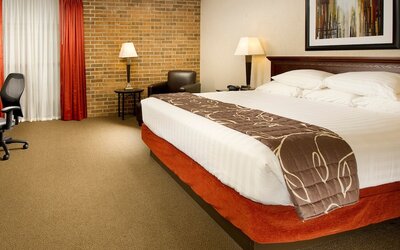 Hotel Lotus Kansas City Merriam