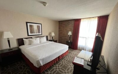 Hotel Lotus Kansas City Merriam