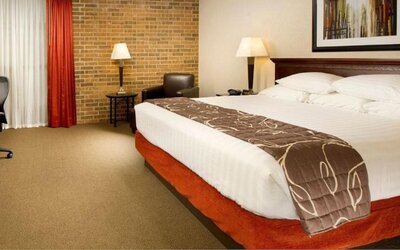 Hotel Lotus Kansas City Merriam