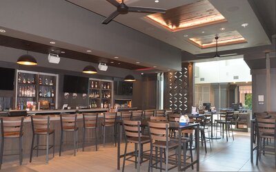 Embassy Suites by Hilton Kansas City Olathe