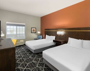 La Quinta Inn & Suites by Wyndham Olathe