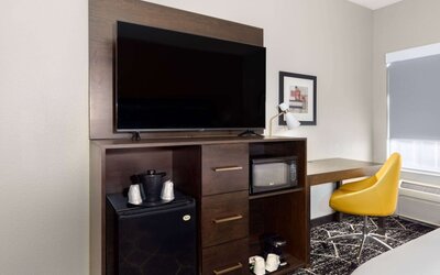 La Quinta Inn & Suites by Wyndham Olathe
