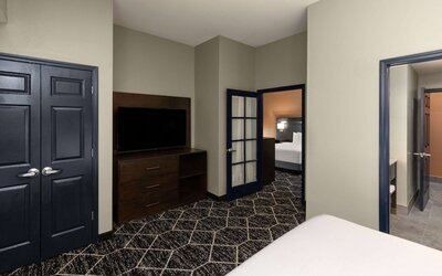 La Quinta Inn & Suites by Wyndham Olathe