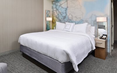 Courtyard by Marriott Kansas City Olathe