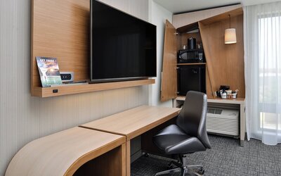 Courtyard by Marriott Kansas City Olathe