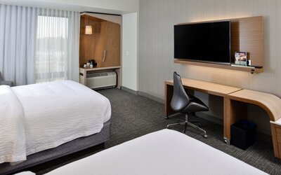 Courtyard by Marriott Kansas City Olathe