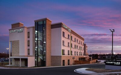 Courtyard by Marriott Kansas City Olathe