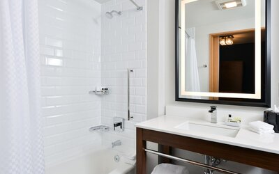 Four Points by Sheraton Kansas City Olathe