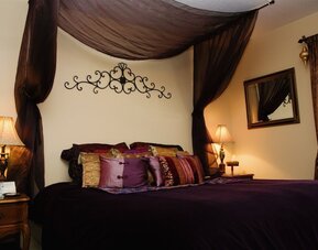 Woodstock Inn B&B