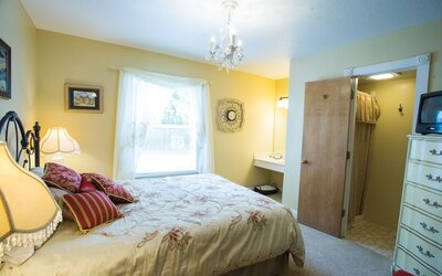 Woodstock Inn B&B