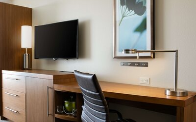 Hyatt Place Kansas City/Lenexa City Center