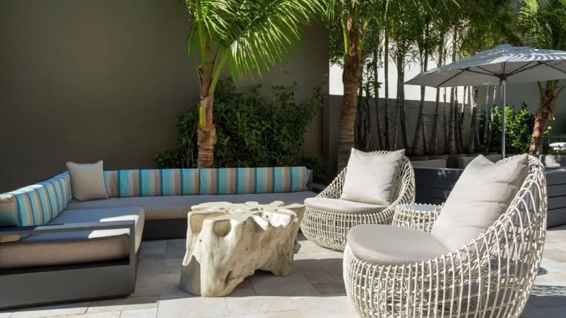 Outdoor chill out area at Sonesta Fort Lauderdale Beach.