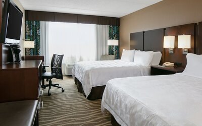 Holiday Inn & Suites Overland Park West by IHG