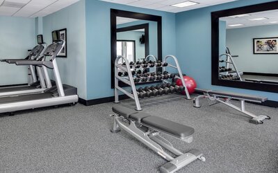 Holiday Inn & Suites Overland Park West by IHG