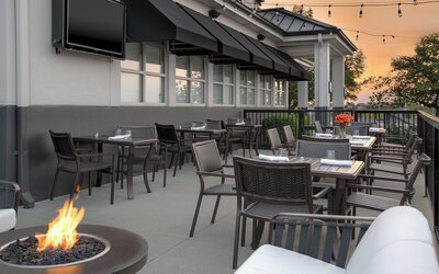 Holiday Inn & Suites Overland Park West by IHG