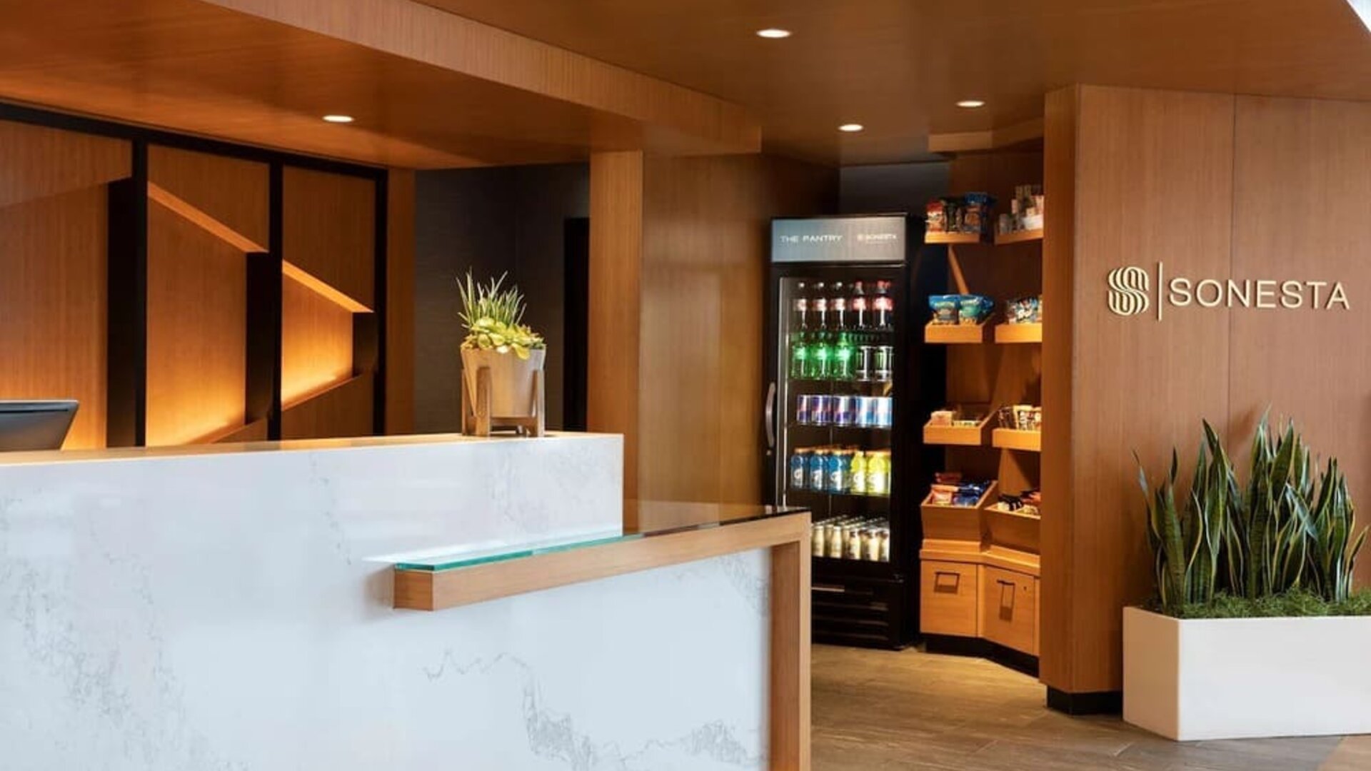 Convenience store at Sonesta Silicon Valley.