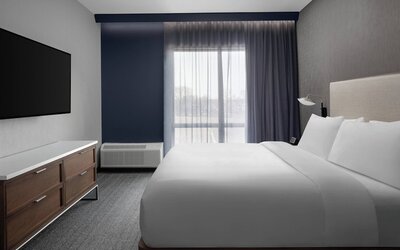 Courtyard by Marriott Lansing Downtown