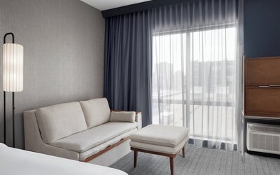 Courtyard by Marriott Lansing Downtown