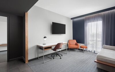 Courtyard by Marriott Lansing Downtown