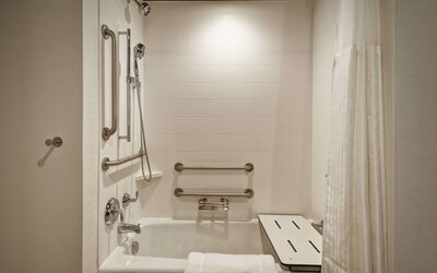 Hilton Garden Inn Lansing West
