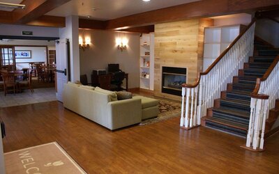 Country Inn & Suites by Radisson, Lansing, MI