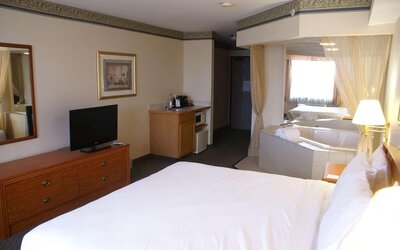 Country Inn & Suites by Radisson, Lansing, MI