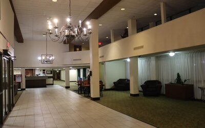 Clarion Hotel & Conference Center Lansing West