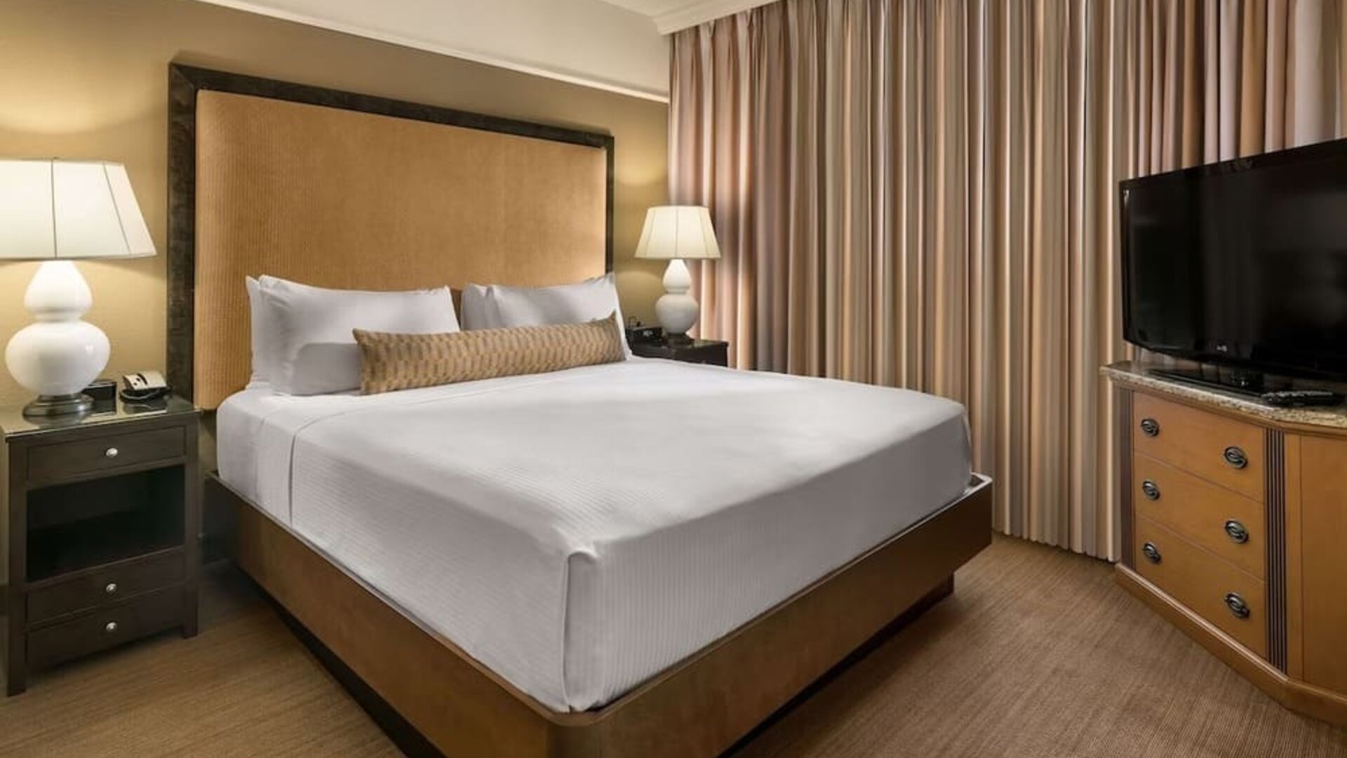 Day use room with TV at Sonesta Suites Scottsdale Gainey Ranch.