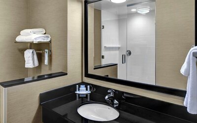 Fairfield Inn & Suites Lansing at Eastwood