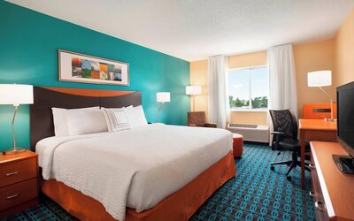 Fairfield Inn & Suites Lansing West